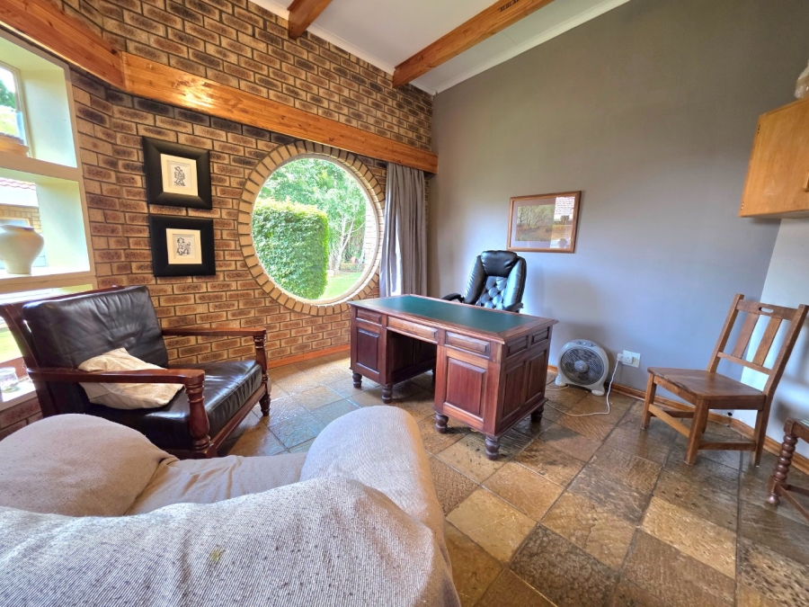 5 Bedroom Property for Sale in Panorama Free State